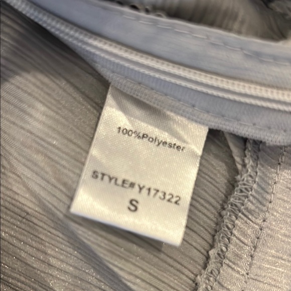 Elegant Silver Twist-Front Blouse - Picture 6 of 6